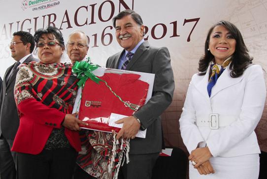 ESTE GOBIERNO GARANTIZA EL ACCESO A LA EDUCACIÓN: MGZ