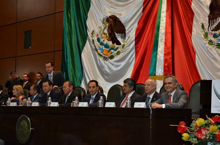Asiste Jefe de Gobierno al informe de labores del presidente de la Cámara de Diputados