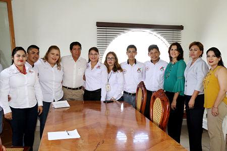 Entrega Instituto Sonorense de la Juventud comedor comunitario en Buaysiacobe