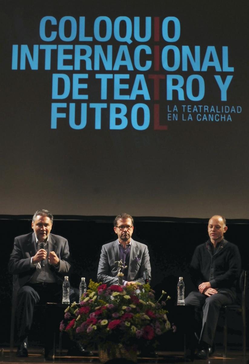 Inician disertaciones del tercer Coloquio Internacional de Teatro y Futbol