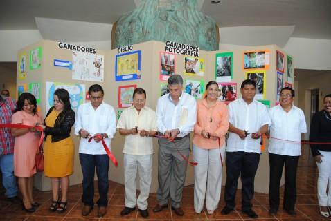 Premia Contraloría a niñas, niños y jóvenes ganadores de concursos de fotografía y dibujo