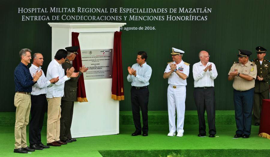 Inaugura el presidente Enrique Peña Nieto en Mazatlán, el Hospital Militar Regional de Especialidades