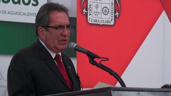 Maestros de Aguascalientes, piedra angular del desarrollo: CLT