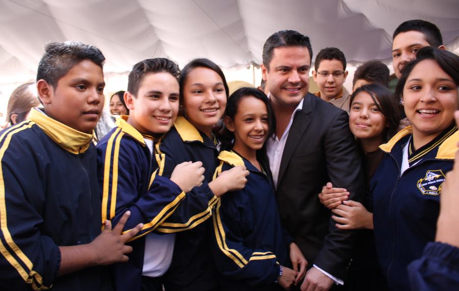 Apuesta Gobierno de Jalisco por educación que demanda el mundo