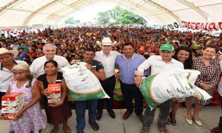 Con apoyo directo a productores, se impulsa el campo chiapaneco: Manuel Velasco