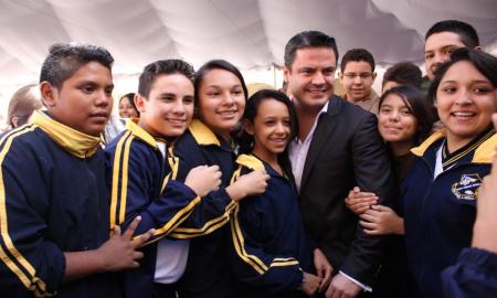 Apuesta Gobierno de Jalisco por educaciÃ³n que demanda el mundo