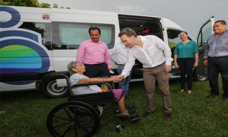 Beneficia MVC a personas discapacitadas de Tapachula con transporte digno, cÃ³modo y seguro