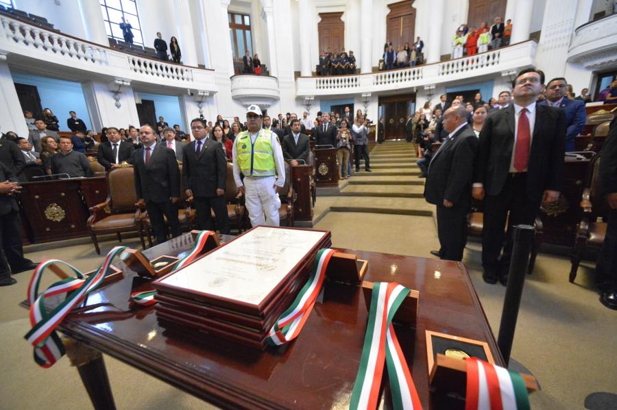 Otorga ALDF Medallas al Mérito de Protección Civil 2016