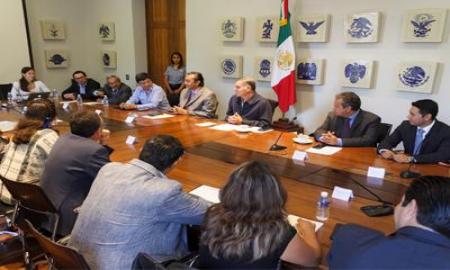 Instala Gabino CuÃ© Consejo de Archivos del Estado de Oaxaca