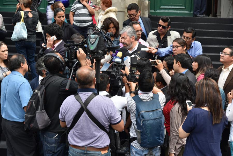 El caso De Antuñano es judicial de ninguna manera político, revira Raúl Flores a Monreal