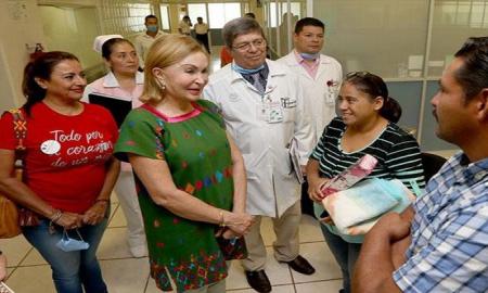 Visita Leticia Coello de Velasco a niÃ±as y niÃ±os beneficiados con operaciones gratuitas del corazÃ³n