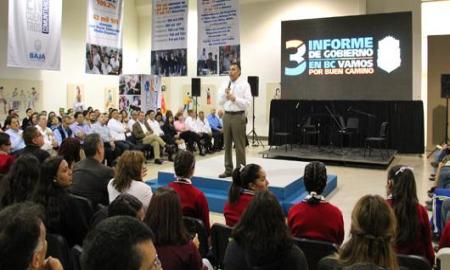 DESTACA GOBIERNO DE BAJA CALIFORNIA ATENCIÃ“N A CASI UN MILLÃ“N DE ESTUDIANTES EN LA ENTIDAD