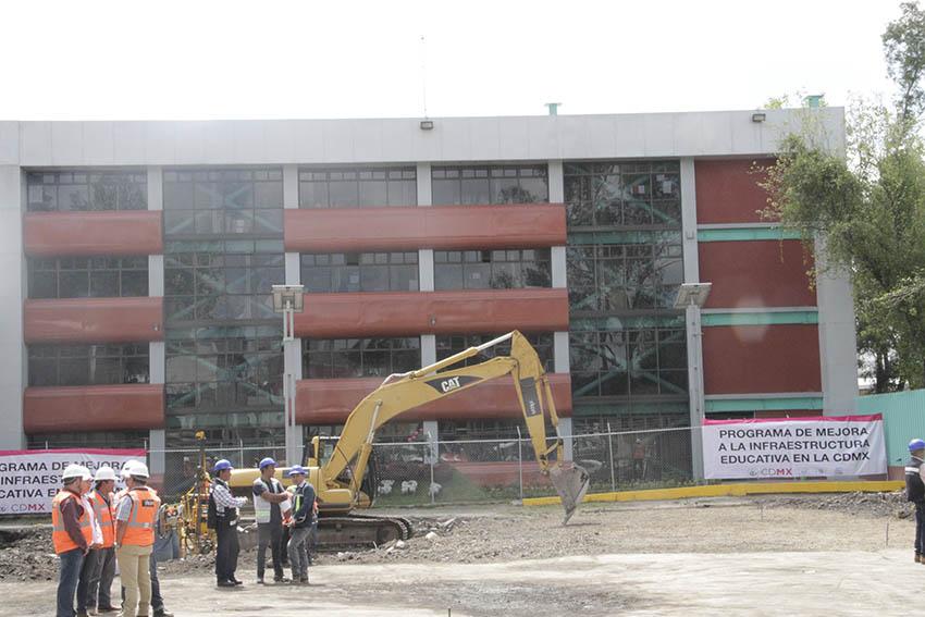 Invierte Gobierno de CDMX 195 mdp para mejorar infraestructura educativa