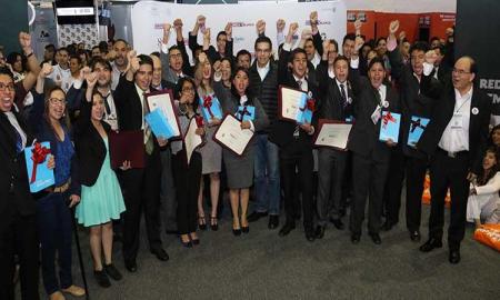 Reconoce IPN a estudiantes innovadores