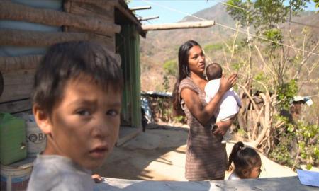 El combate a la pobreza a travÃ©s de la reducciÃ³n de las carencias sociales