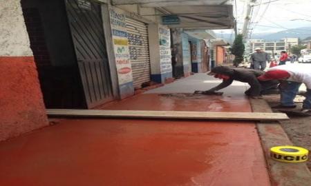 CONTINÃšAN CONSTRUCCIÃ“N Y REHABILITACIÃ“N DE BANQUETAS EN CUAJIMALPA