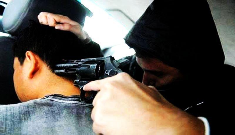 DOS DETENIDOS POR ROBO A TRANSPORTE PÚBLICO