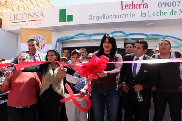 INAUGURA DIONE ANGUIANO CUATRO DE 14 LECHERIAS EN COLONIAS DE IZTAPALAPA
