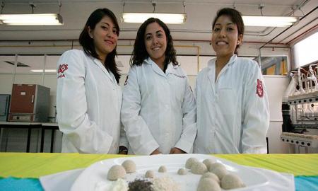 ChiazapÃ¡n, mazapÃ¡n de chÃ­a creado por politÃ©cnicas