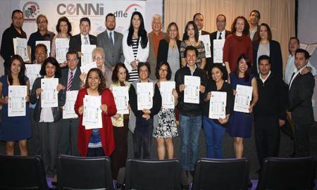 Certifica la SEP a estudiantes y acadÃ©micos del CENLEX Santo TomÃ¡s