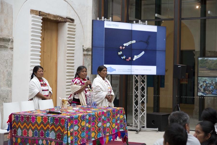 Presentan artesanos de Oaxaca beneficios de la Convocatoria de Apoyo a la Creación de Textiles Artesanales