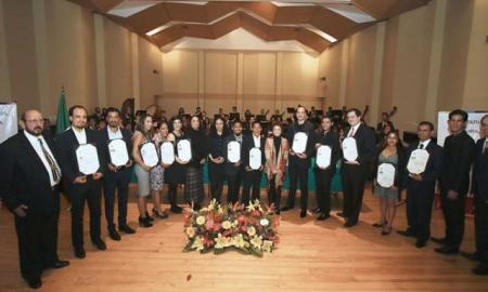 La Escuela de MÃºsica Vida y Movimiento celebra la entrega de tÃ­tulos a 26 egresados