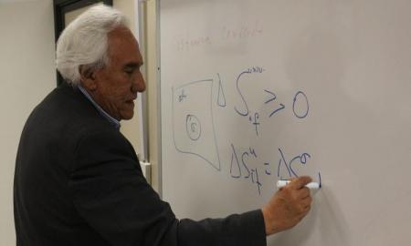 FÃ­sicos del IPN explican por quÃ© vivimos en un espacio tridimensional