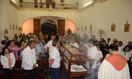 REGRESÃ“ EL CRISTO ARTICULADO DEL SIGLO XIX AL BARRIO DE ACAPANTZINGO, EN MORELOS
