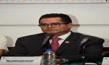 IMPULSAR EMPLEOS VERDES EN LA CDMX, UNA OPCIÃ“N PARA LA INVERSIÃ“N Y CUIDADO DEL MEDIO AMBIENTE: LEONEL LUNA