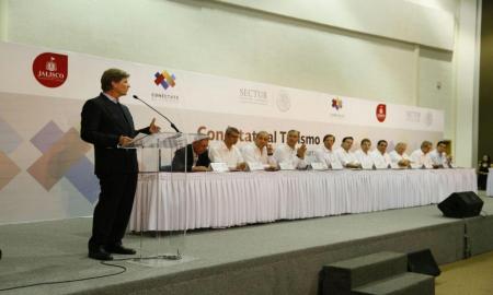 Presenta SECTUR â€œConÃ©ctate al Turismoâ€