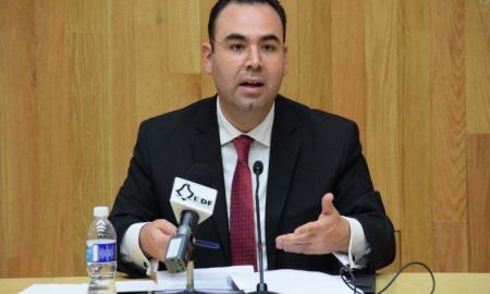 Indispensable abrir el debate pÃºblico a las redes sociales: Pablo Lezama Barreda
