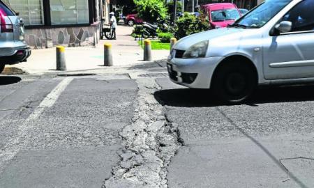 Nuevo nÃºmero telefÃ³nico para solicitar pago de daÃ±os causados por baches
