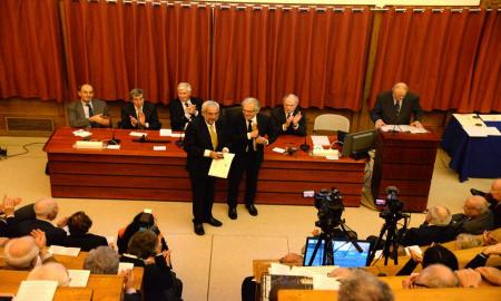 INGRESA ENRIQUE GRAUE A LA ACADEMIA NACIONAL DE CIRUGÃA DE FRANCIA