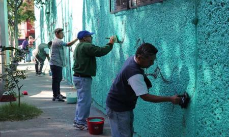 LA DELEGACIÃ“N IZTAPALAPA Y COMERCIANTES REALIZAN JORNADA DE LIMPIEZA