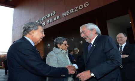 LLAMA EL RECTOR DE LA UNAM A REINVENTAR A MÃ‰XICO REPLANTEANDO EL RUMBO DE SU DESARROLLO