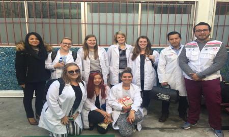 Estudiantes de Australia visitan la CDMX para conocer "El MÃ©dico en Tu Casa"
