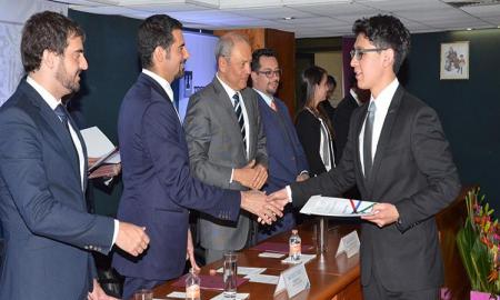 Otorgan becas a 50 estudiantes politÃ©cnicos