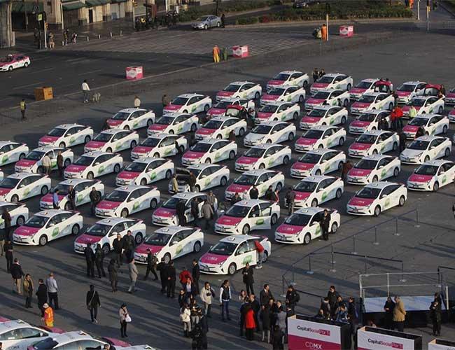 SEMOVI busca remplazar más taxis por vehículos híbridos y eléctricos