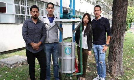 PolitÃ©cnicos limpian canal nacional de la CDMX