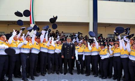 LLAMA HIRAM ALMEIDA A 940 NUEVOS POLICÃAS A RESALTAR HONESTIDAD, VOCACIÃ“N Y MÃSTICA DE HACER EL BIEN