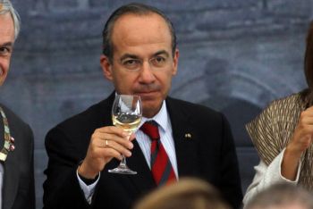 Cuba niega ingreso a Calderón