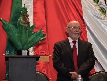 LA CÁMARA DE DIPUTADOS OTORGA A EDUARDO MATOS EL GALARDÓN MEXITLI