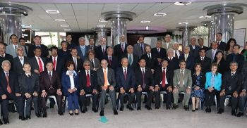 Reconoce IPN a docentes con más de 30 años de servicio