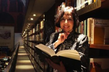 Entregan a Luce López-Baralt el Premio Internacional de Ensayo Pedro Henríquez Ureña