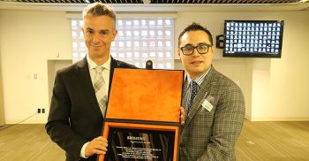 Siemens reconoce 20 años de aportaciones de la UPIITA