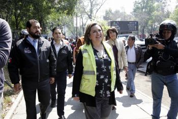 RECUPERA Y ENTREGA DMH PARQUE WINSTON CHURCHILL