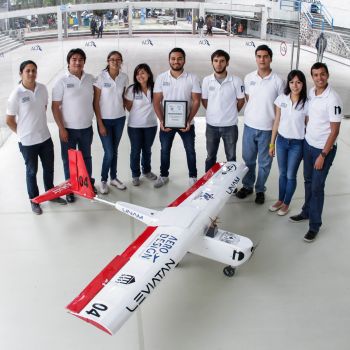 ESTUDIANTES DE LA UNAM TRIUNFAN CON SU AERONAVE LEVIATAN