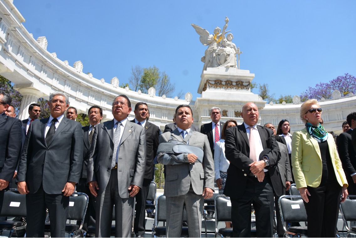 Enarbola Constitución de la Ciudad de México los ideales de Benito Juárez