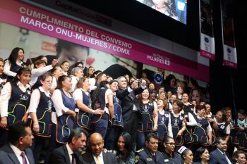 Obtienen código sindical dos mil 300 mujeres que laboran en los CENDI de la CDMX