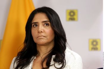 Alejandra Barrales no renunciará al PRD